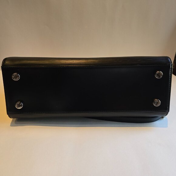 LOUIS VUITTON Louis Vuitton Black Epi Leather Brea MM Bag - Picture 15 of 16